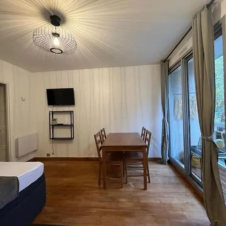 Porte De Paris Standing Apartment *
