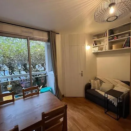 Apartment Porte De Paris Standing Vanves