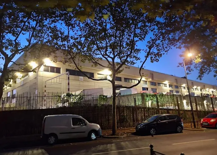 Porte De Paris Standing Apartament Vanves